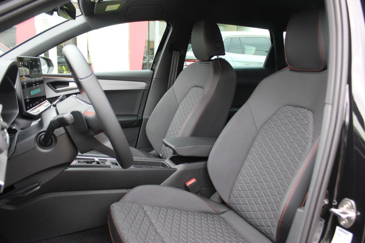 Seat LEON Sportstourer 1.5 TSI e-Hybrid FR PHEV First Edition 130 km range / Camera / Navigatiesysteem