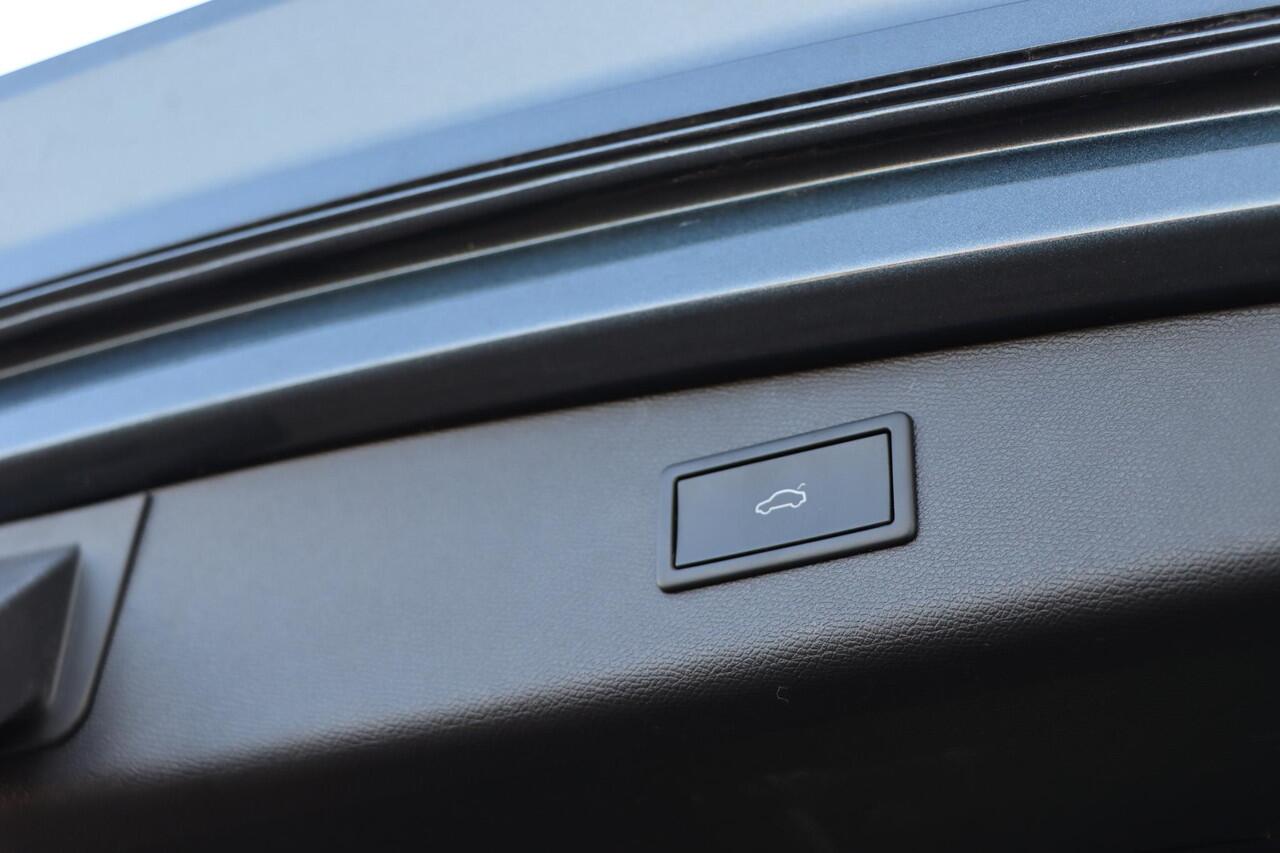 Seat LEON Sportstourer 1.4 TSI eHybrid PHEV FR Business Intense