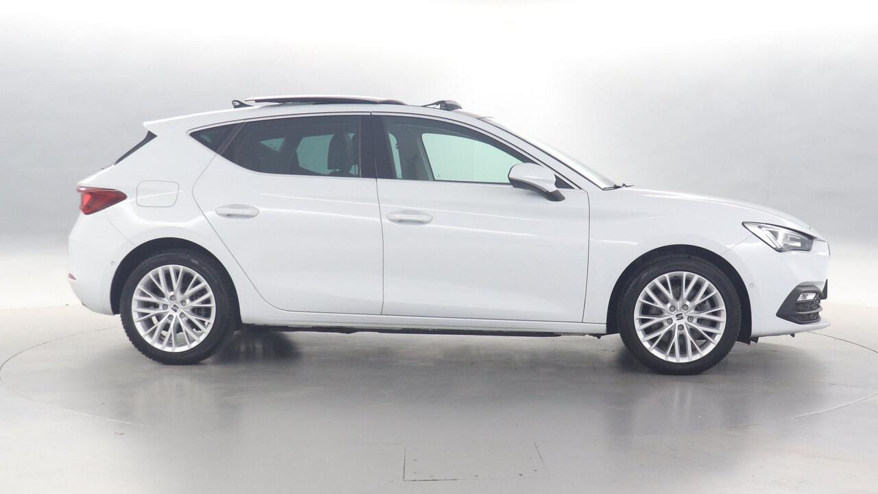 Seat LEON 1.4 TSI eHybrid 204pk PHEV Excellence / Panoramadak / Camera / Adaptive Cruise