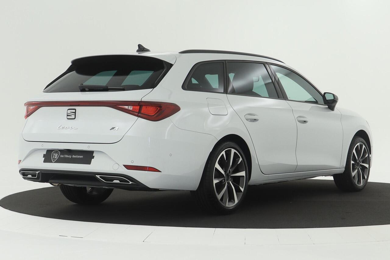 Seat LEON Sportstourer 1.5 eTSI FR Business Intense