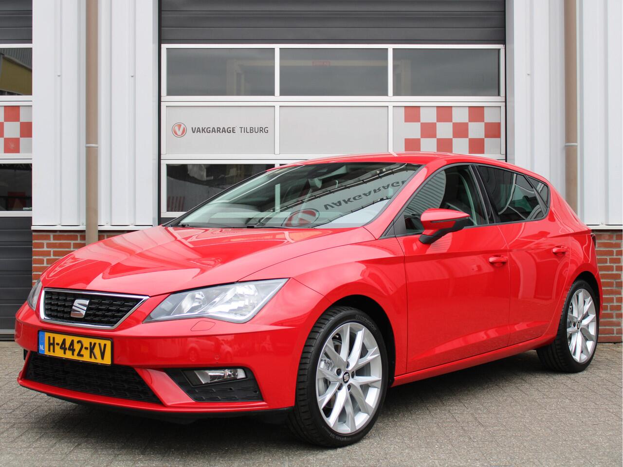 Seat LEON 1.5 TSI 150PK Style Ultimate Edition Automaat /NAVI/18'LM/Camera/Trekhaak/Stoelverwarming/PDC/Keyless/Lane assist/DAB+/NAP! 1e eig!