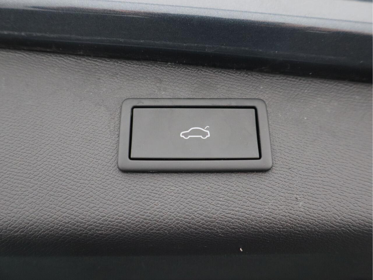 Seat LEON Sportstourer 1.5 TSI FR Launch Edition/ compleet!