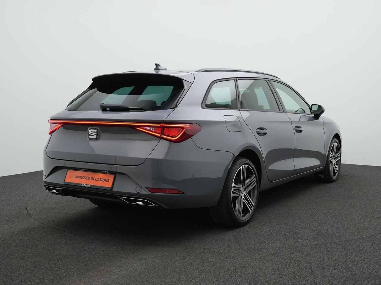 Seat LEON Sportstourer 1.5 TSI e-Hybrid 204 pk DSG FR Business | Trekhaak | Matrix LED | Achteruitrijcamera | Adaptive Cruise | Navigatie