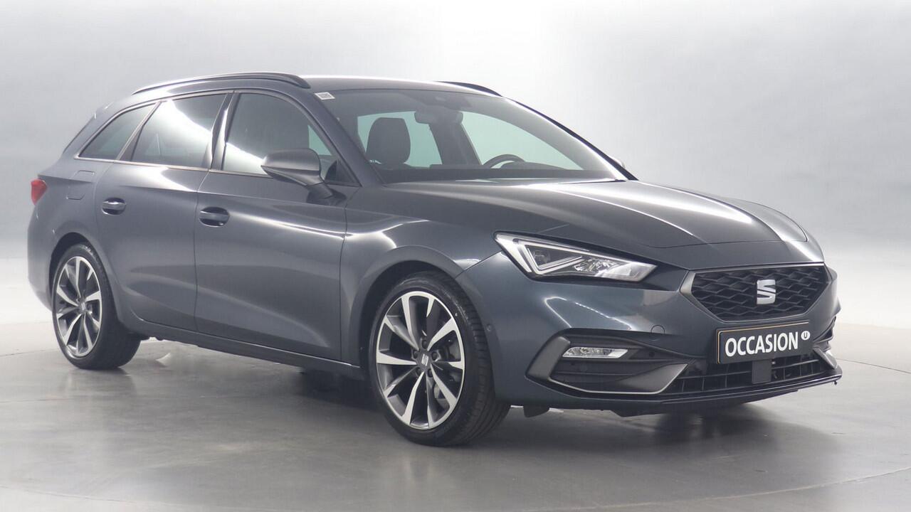 Seat LEON Sportstourer 1.5 eTSI 150pk FR Business Intense DSG / Navigatie / Parkeersensoren