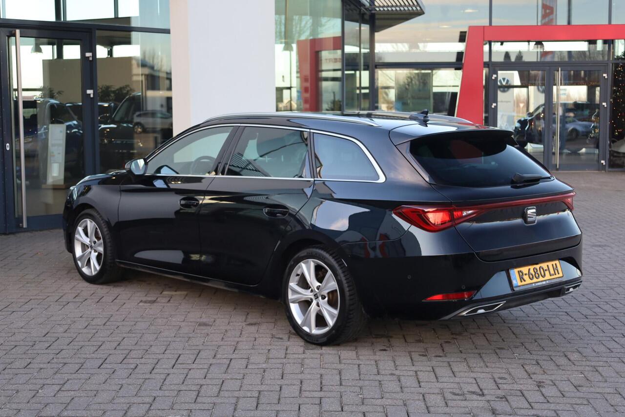 Seat LEON Sportstourer 1.5 TSI FR Business Intense dealer onderhoud camera navigatie Full LED ACC adaptieve cruise control sfeerverlichting digital cockpit stoelverwarming parkeersensoren voor en achter stuurwiel verwarming lederen multifunctioneel stuurwiel 17" LM