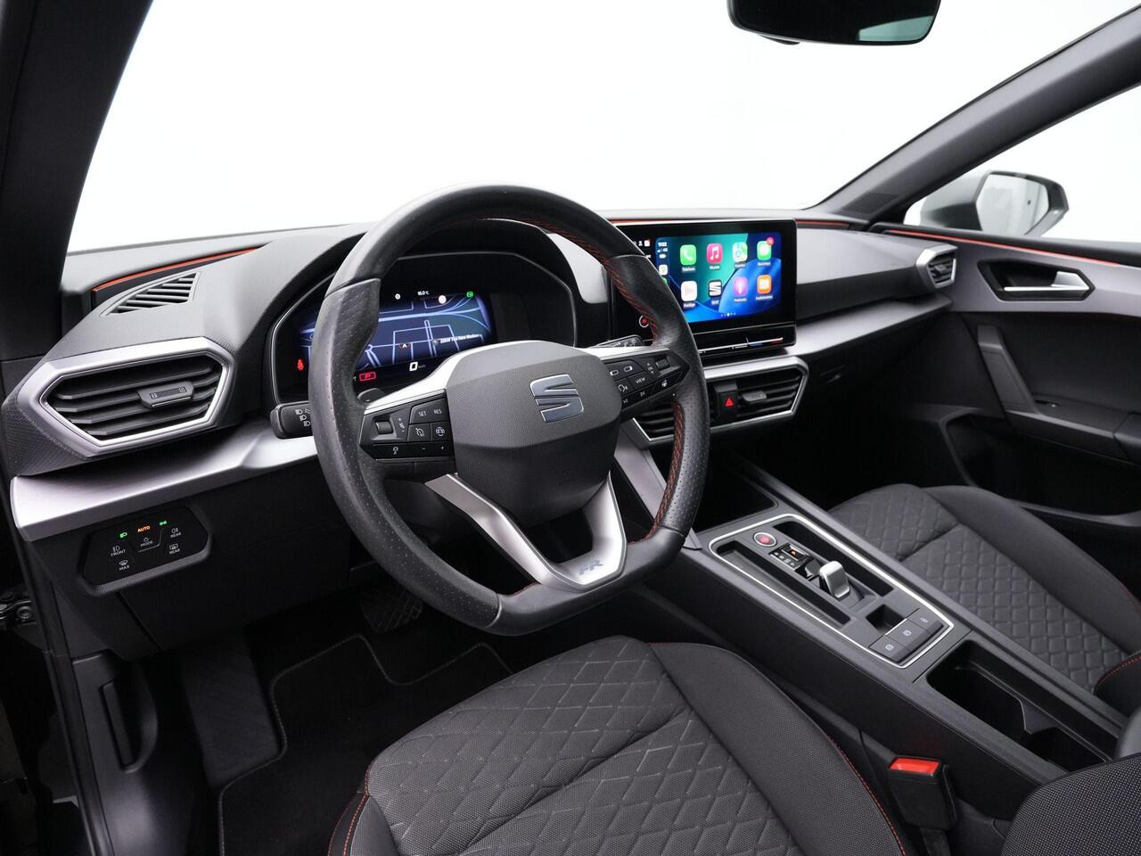 Seat LEON 1.5 eTSI 150 pk DSG FR Business Intense | Trekhaak | Stuur-/stoelverwarming | Achteruitrijcamera | Adaptive Cruise | Navigatie