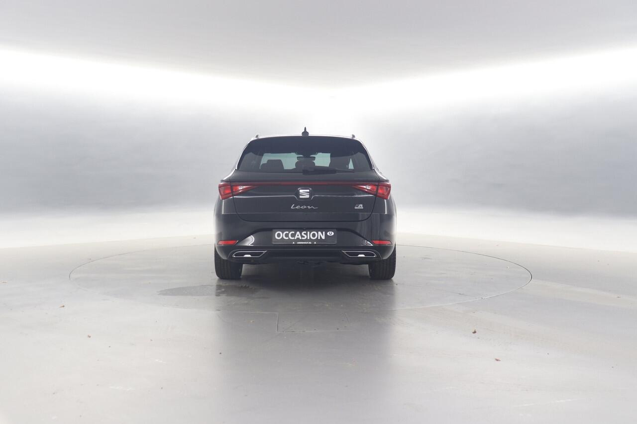 Seat LEON Sportstourer 1.5 TSI e-Hybrid 204pk FR Business DSG / Camera / App connect / Cruise control