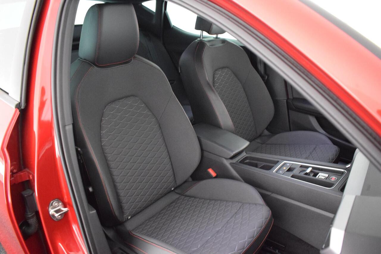 Seat LEON 1.4 TSI 204pk eHybrid PHEV FR Camera Keyless Stoelverwarming Virtual Cockpit Navigatie