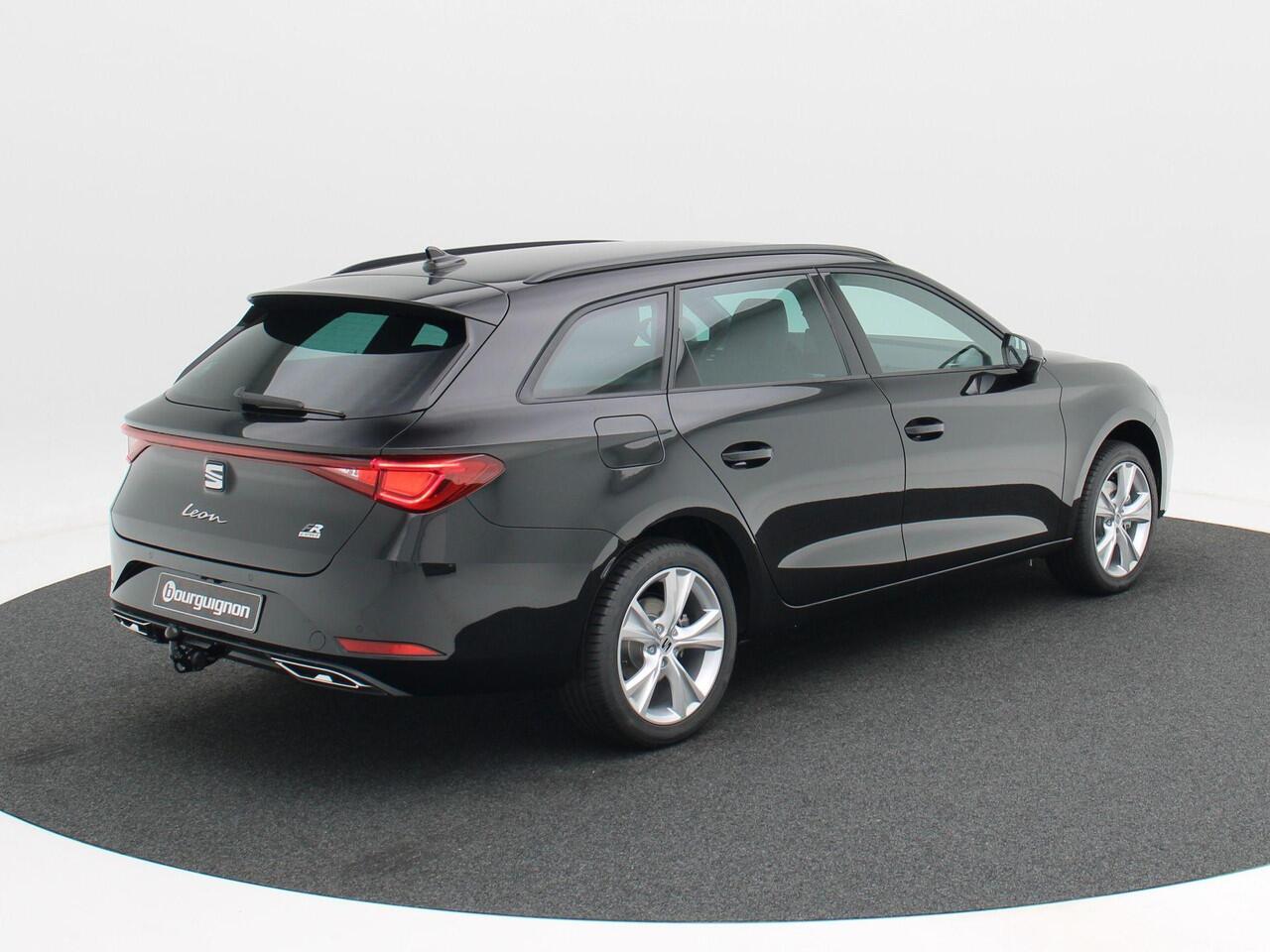 Seat LEON Sportstourer FR Business 1.5 TSI eHybrid PHEV 204pk | Trekhaak | Navigatie | Stoelverwarming | Keyless