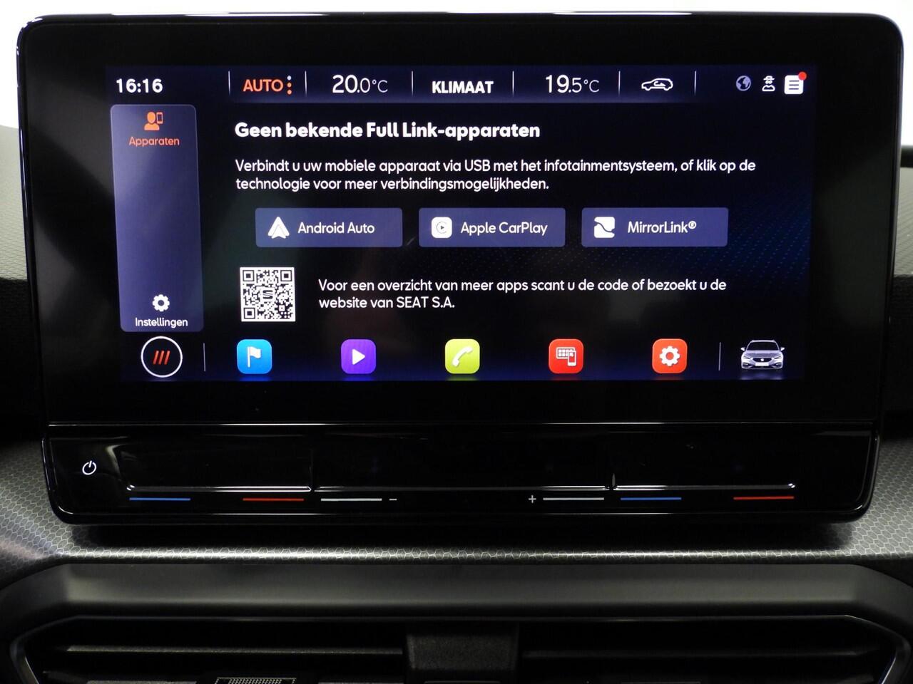 Seat LEON Sportstourer 1.0 eTSI Aut. Style Business Intense NAVI/CAMERA/LED/TREKH./17"LMV!