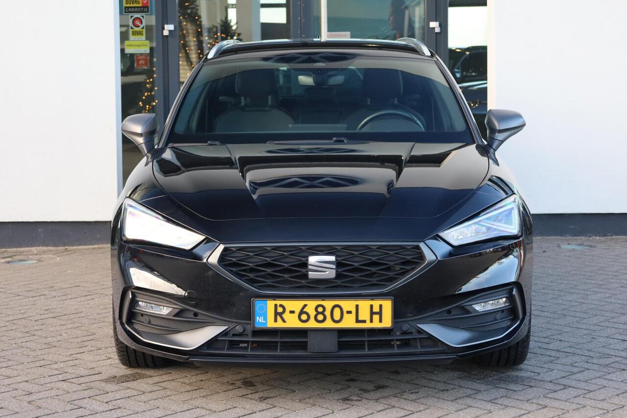 Seat LEON Sportstourer 1.5 TSI FR Business Intense dealer onderhoud camera navigatie Full LED ACC adaptieve cruise control sfeerverlichting digital cockpit stoelverwarming parkeersensoren voor en achter stuurwiel verwarming lederen multifunctioneel stuurwiel 17" LM