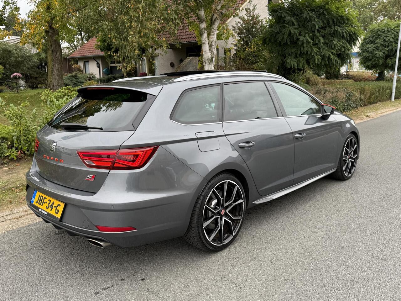 Seat LEON ST 2.0 TSI 4DRIVE CUPRA 300 DSGoPanooLeder