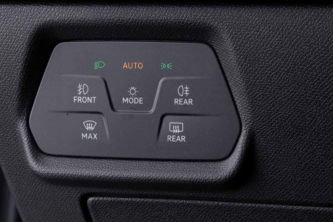 Seat LEON Sportstourer 1.0 TSI FR Business Intense | ADAPTIVE CRUISE | LANE ASSIST