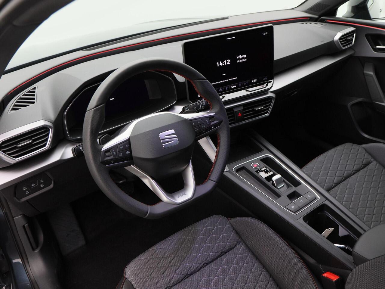 Seat LEON Sportstourer FR Business 1.5 TSI eHybrid PHEV 204pk | Trekhaak | Adaptive cruise control | Matrix LED | Achteruitrijcamera