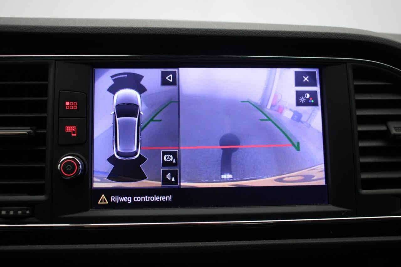 Seat LEON ST 1.5 TSI FR Ultimate Edition - Digitaal cockpit, Carplay, Cruise, Navi, Camera, Trekhaak, Beats, Stoelverw.