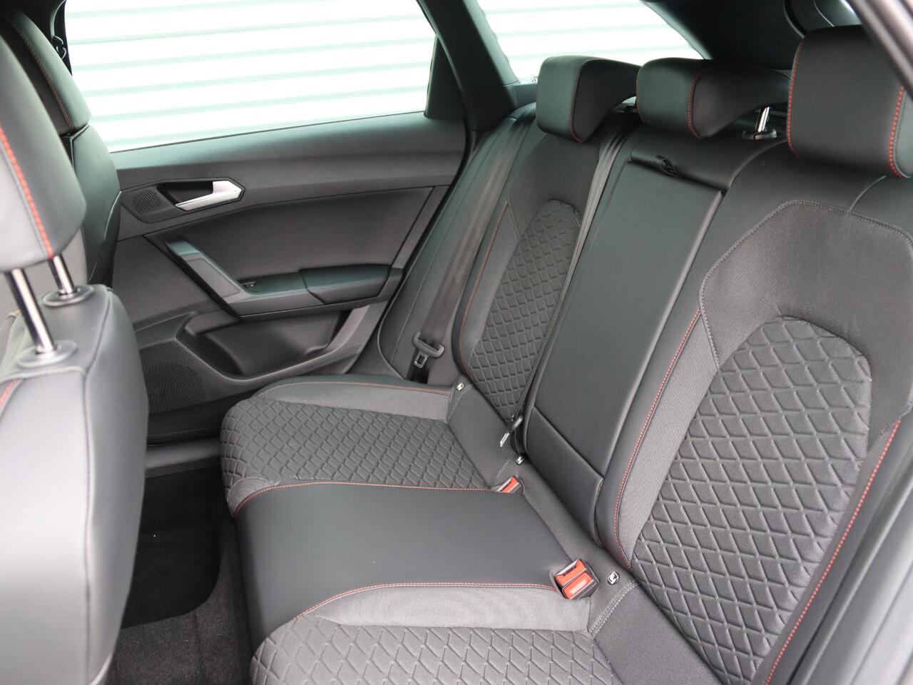 Seat LEON Sportstourer FR PHEV First Edition 1.5 TSI eHybrid 150kW / 204p k 6 versn. DSG