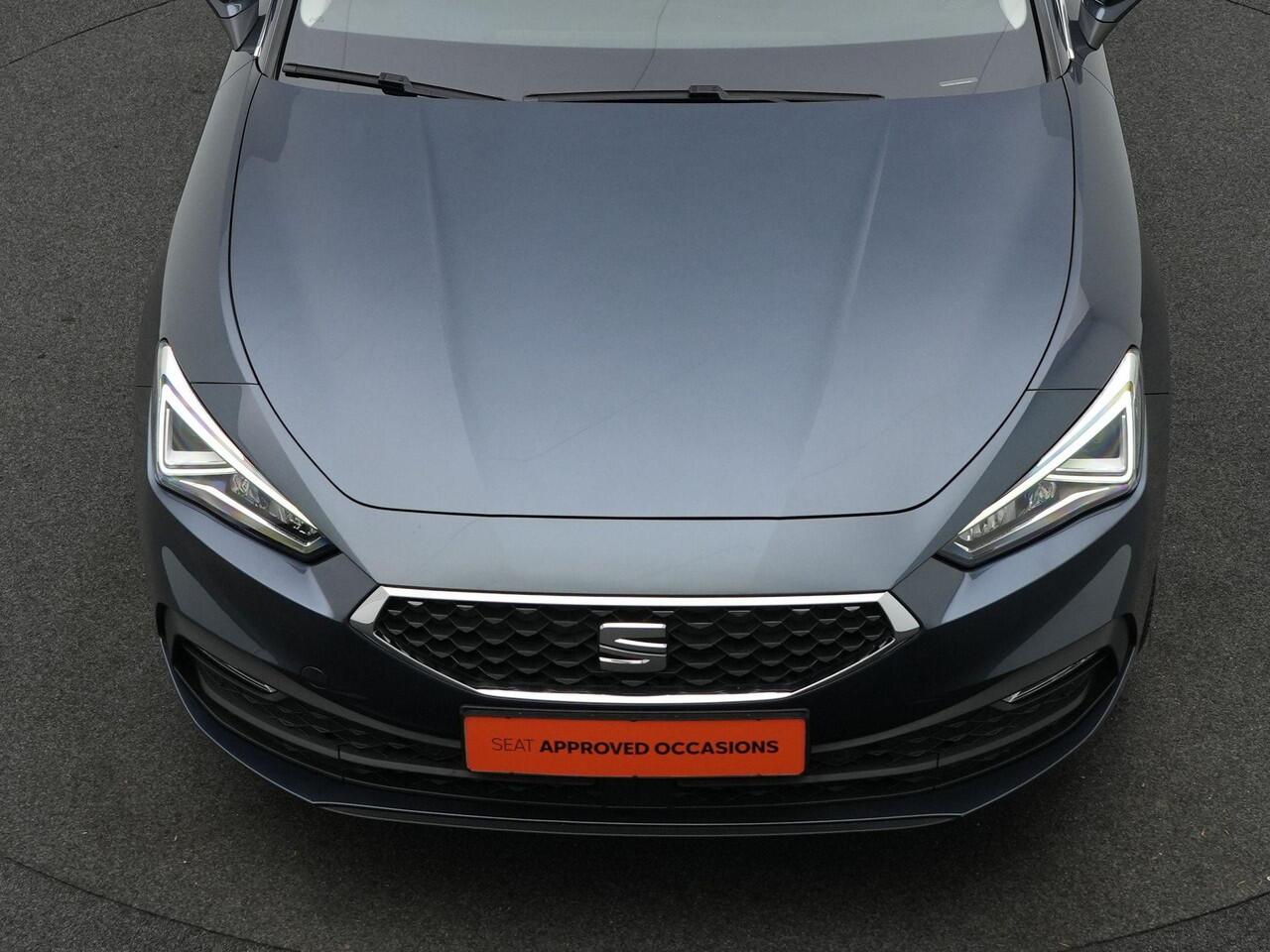 Seat LEON Sportstourer 1.5 eTSI 150 pk DSG Xcellence | Panoramadak | Beats | Stuur-/stoelverwarming | Achteruitrijcamera | Navigatie