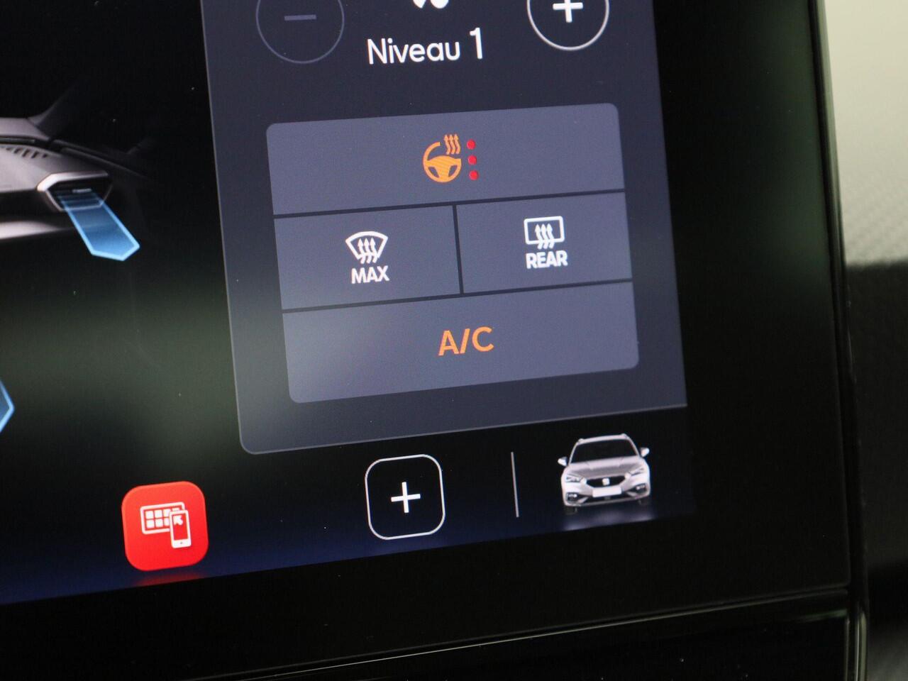 Seat LEON Sportstourer 1.0eTSI/110PK Style DSG · Navigatie · Stoel-& stuurverwarming · Parkeersensoren