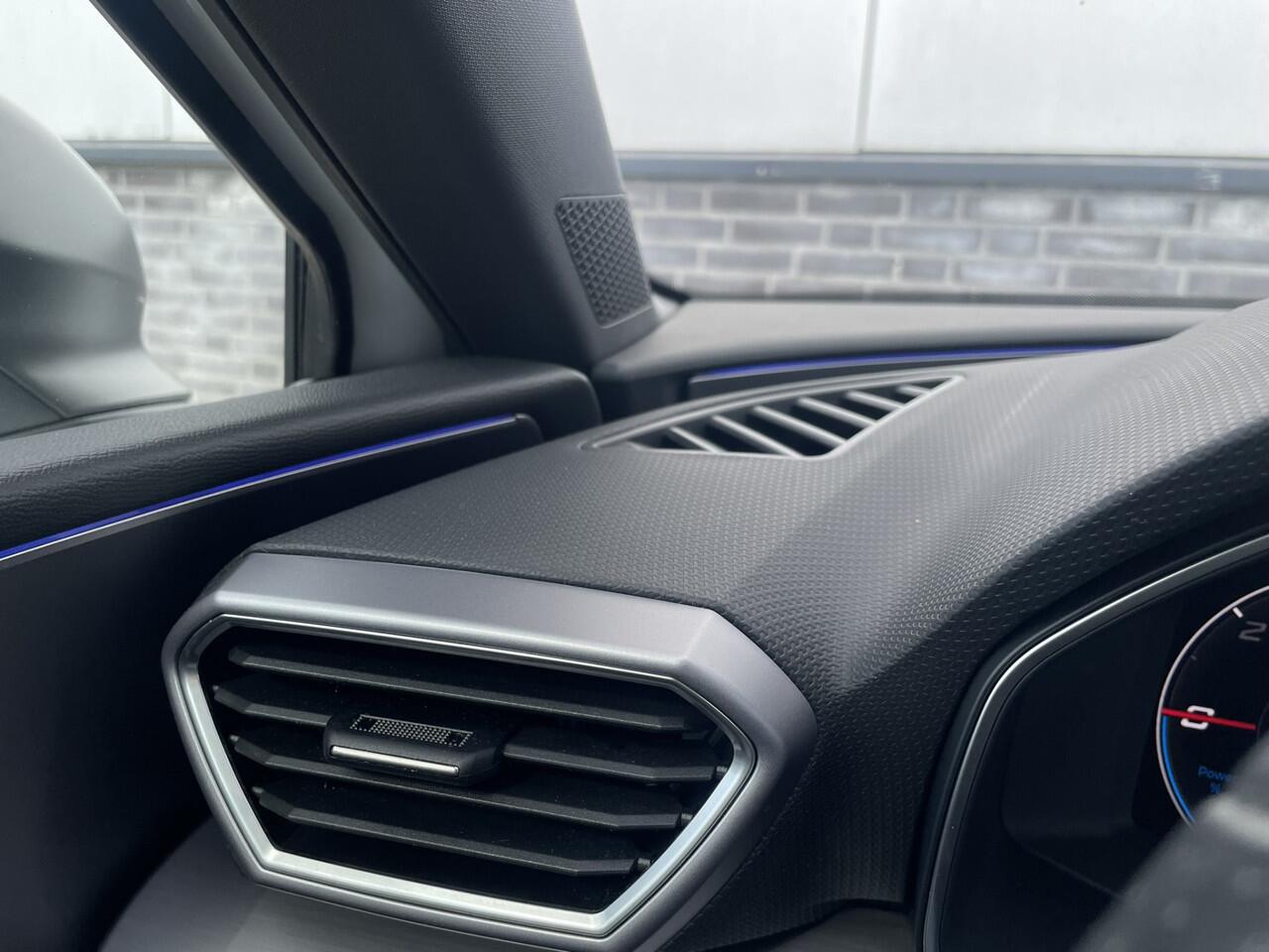 Seat LEON Sportstourer 1.4 TSI eHybrid PHEV FR Business Intense | LED | Virtual Cockpit | Memory | Navi | Camera | Carplay | ACC | Sfeerverlichting