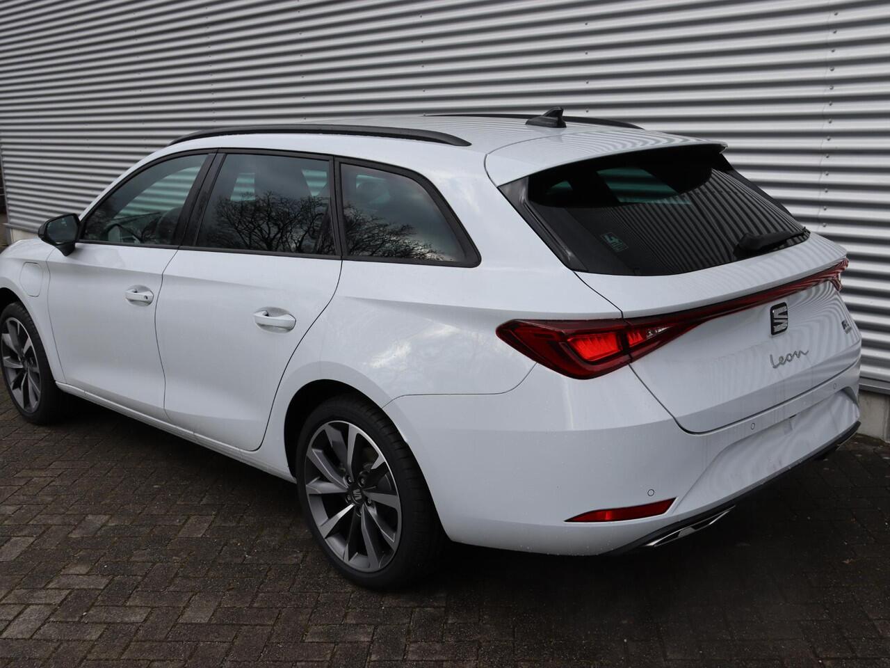Seat LEON Sportstourer FR PHEV First Edition 1.5 TSI eHybrid 150kW / 204p k 6 versn. DSG