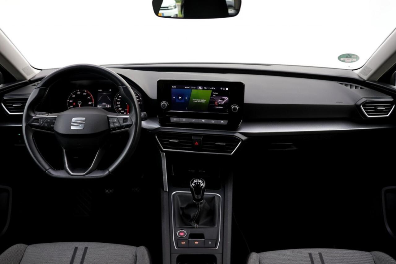 Seat LEON Sportstourer 1.5 TSI Style - 131 pk **Full Link / PDC / Cruise