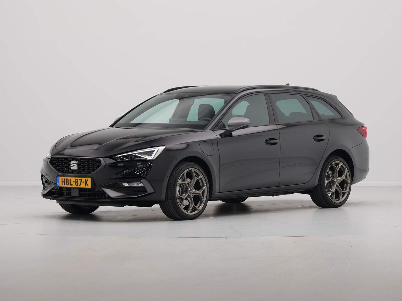 Seat LEON Sportstourer 1.5 TSI e-Hybrid FR Business PHEV Navigatie Carplay Sideassist Pdc Camera, Travel Assist, Stoel/stuur verwarming *DEMO VOORDEEL*
