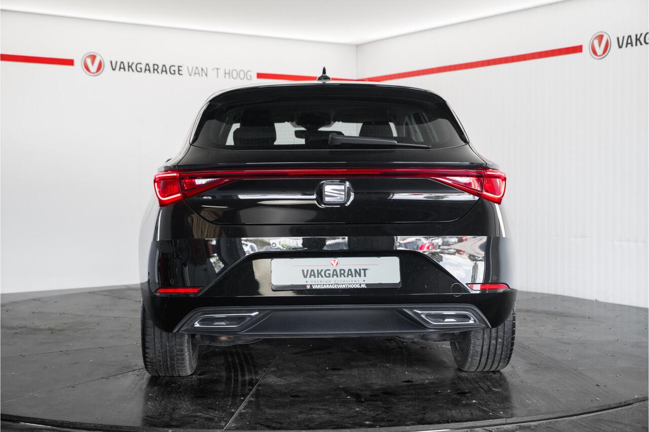 Seat LEON 1.4 TSI eHybrid PHEV FR Business Intense ACC Sfeerverlichting Leder/Alcantara