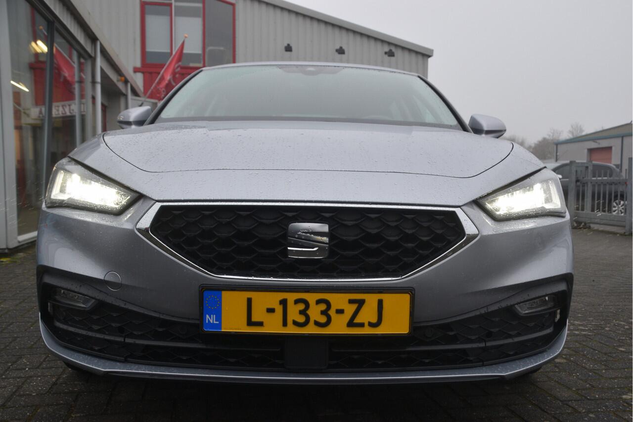 Seat LEON 1.0 TSI Style Business Intense Carplay | LED | DAB | Camera | LMV | Keyless