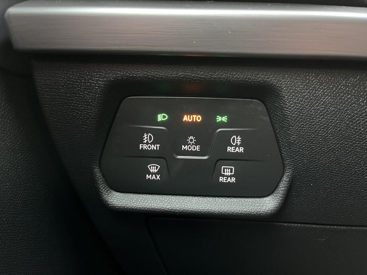 Seat LEON 1.0 TSI FR Business / AUTOMAAT/ GARANTIE TM 07-2027/ FULL LINK/ CRUISE/ STUUR-STOELVERWARM./ NAVI/ CLIMA/