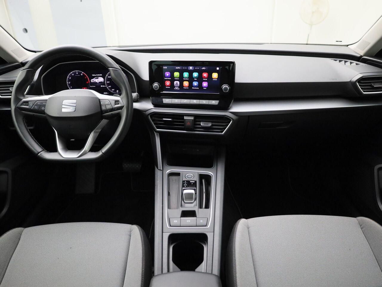 Seat LEON Sportstourer 1.5eTSI/150PK Style DSG · Camera + Parkeersensoren · Keyless · Apple/Android Car Play · Garantie tot maart 2029