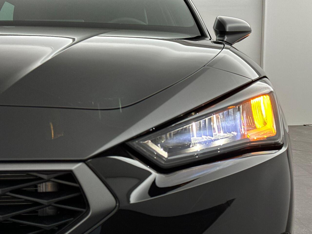 Seat LEON sportstourer FR PHEV First Edition 1.5 TSI eHybrid 150kW / 204p