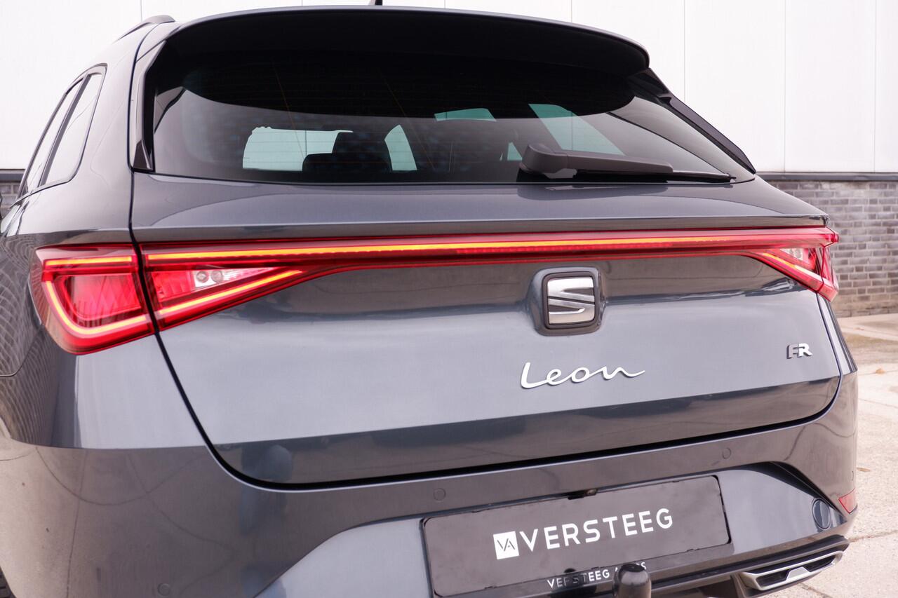 Seat LEON Sportstourer 1.5 eTSI FR | Elek. Trekhaak | LED | Carplay | Camera | Navi | Keyless | Adap. Cruise