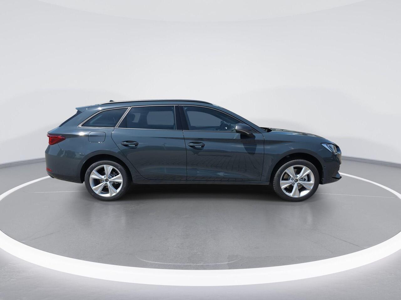 Seat LEON Sportstourer FR Business 1.5 TSI eHybrid 150kW / 204pk Stationw | Safe & Driving | Trekhaak zwenkbaar |