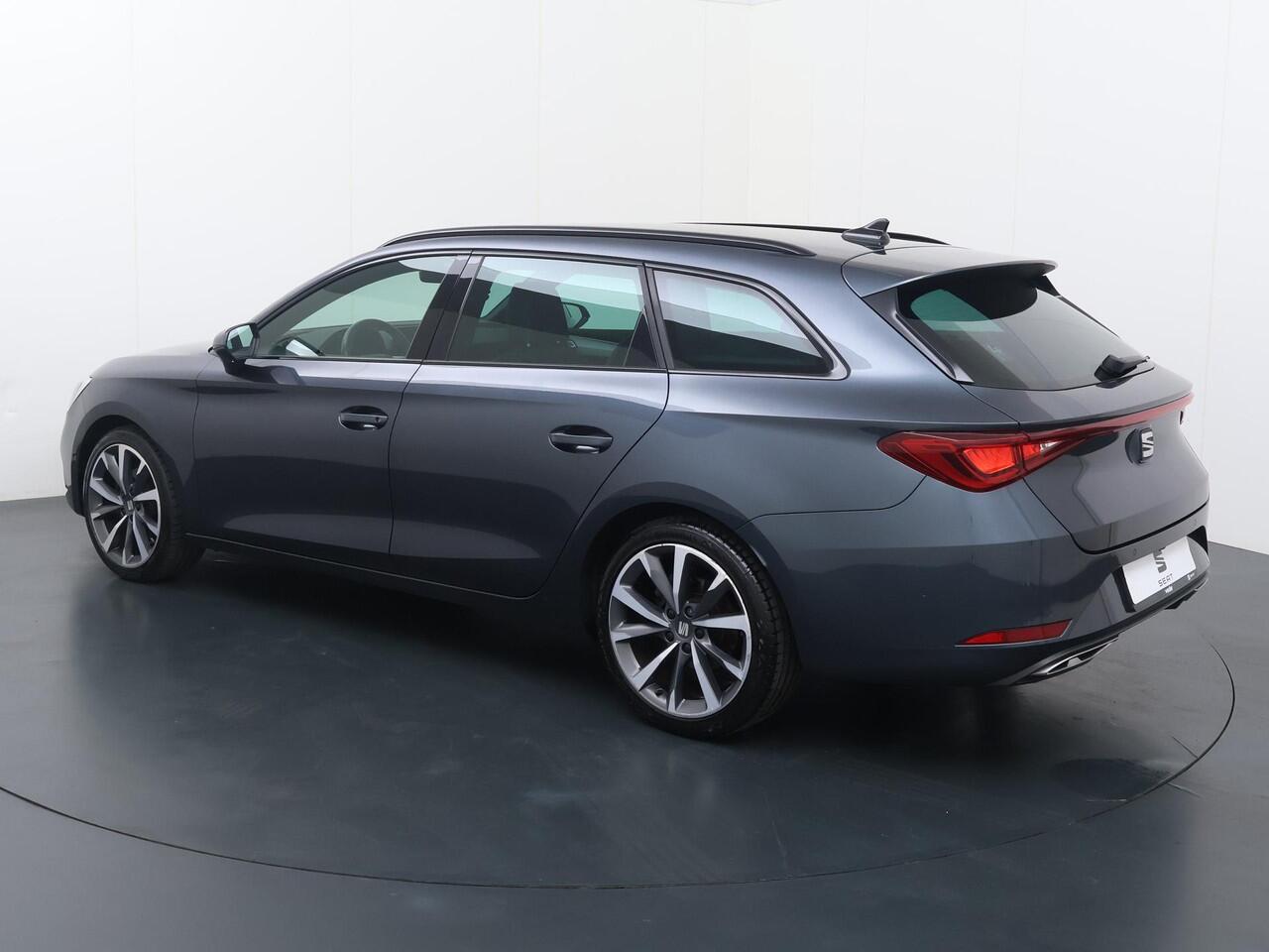 Seat LEON Sportstourer 1.5 TSI FR Launch Edition Technology winter | Camera | Achterklep elektrisch | Stoelverwarming | PDC V+A |