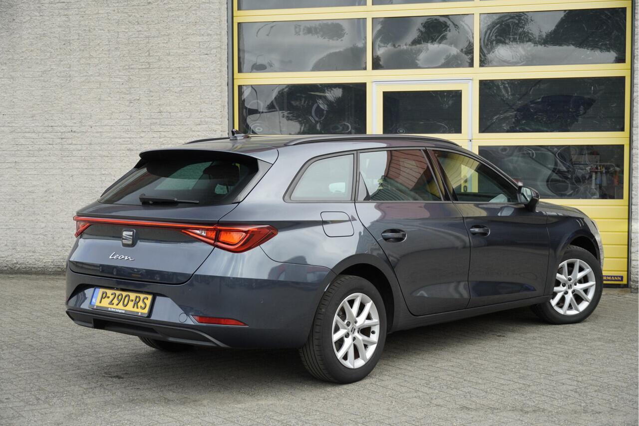Seat LEON Sportstourer 1.0 TSI Style Business Intense BJ2022 Lmv 16" | Led V+A | Pdc | Navi | Achteruitrijcamera | App-Connect | Virtual cockpit | Climate control | Cruise control | Extra getint glas
