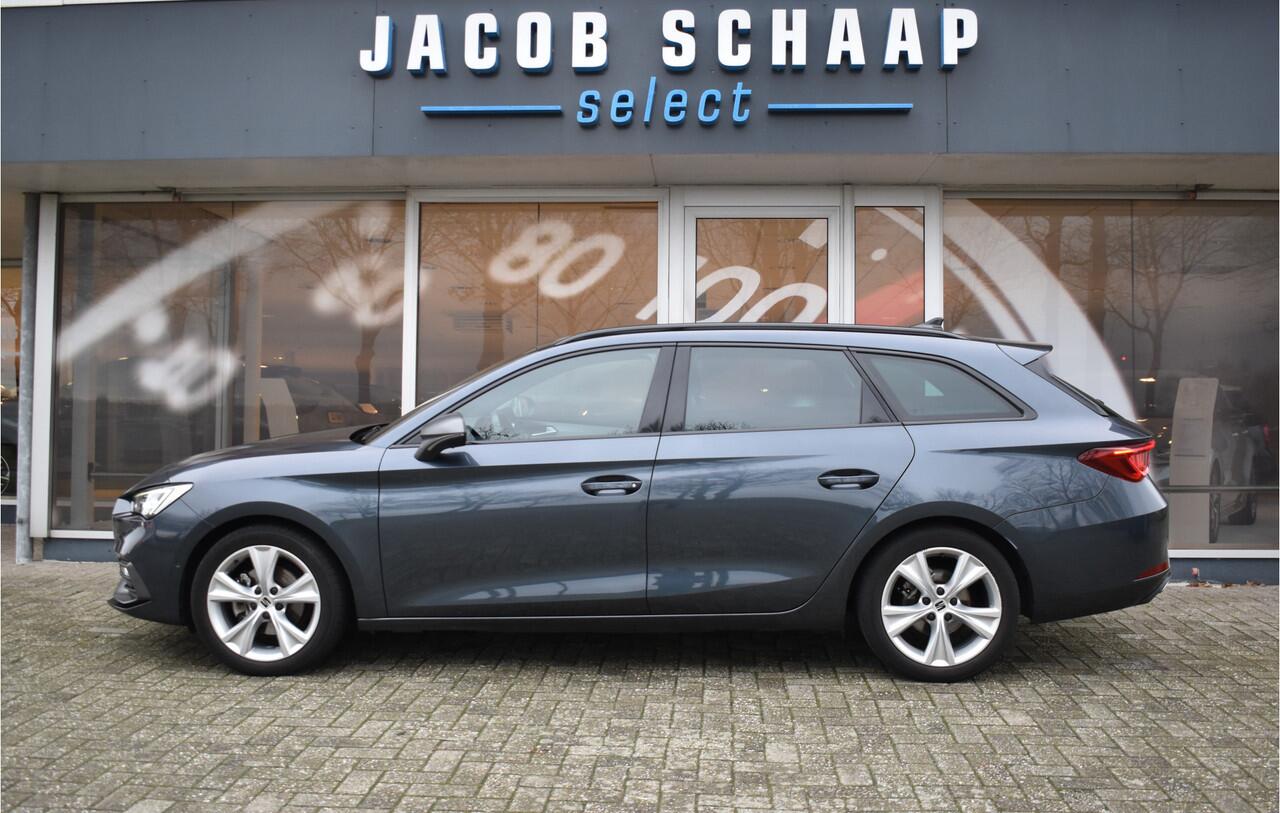 Seat LEON Sportstourer 1.5 TSI 150pk FR Launch Edition / Carplay / Navi / 17"LM / Adap. Cruise /