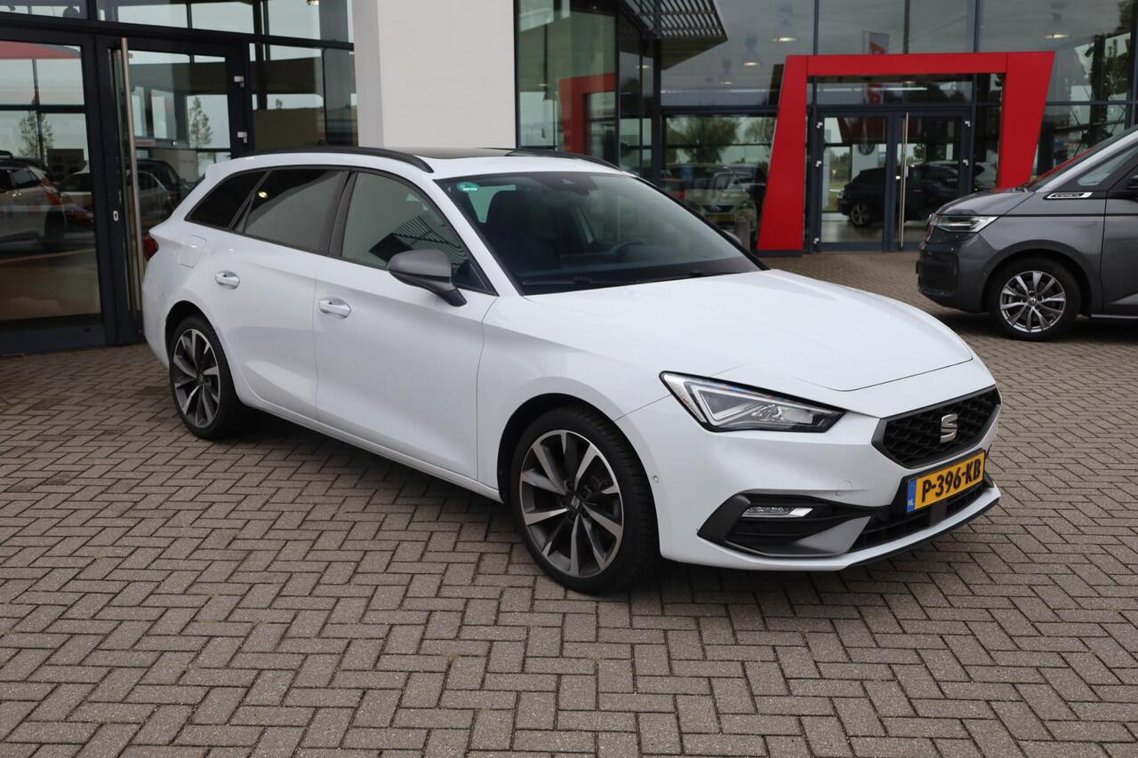 Seat LEON Sportstourer 1.4 TSI eHybrid PHEV FR PL ¤613 p/m* 204PK / 150kW Side assist sfeerverlichting navigatie grootbeeld leder alcantara ACC cruise control FR FULL Led cruise control parkeersensoren multifunctioneel lederen stuurwiel doorn ons geleverd en door o