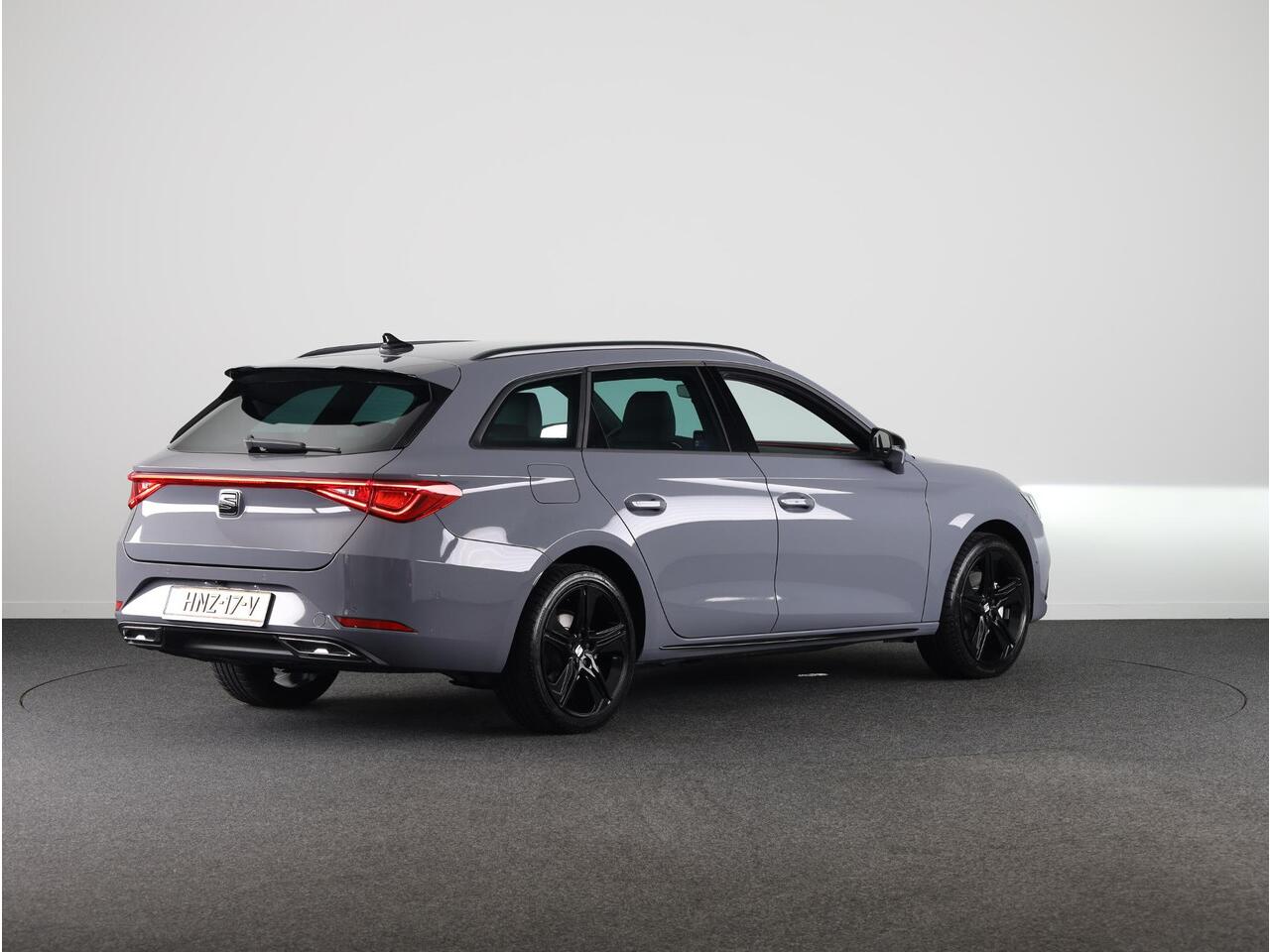 Seat LEON Sportstourer 1.5 TSI 204pk e-Hybrid FR Business | Black pakket | Led plus