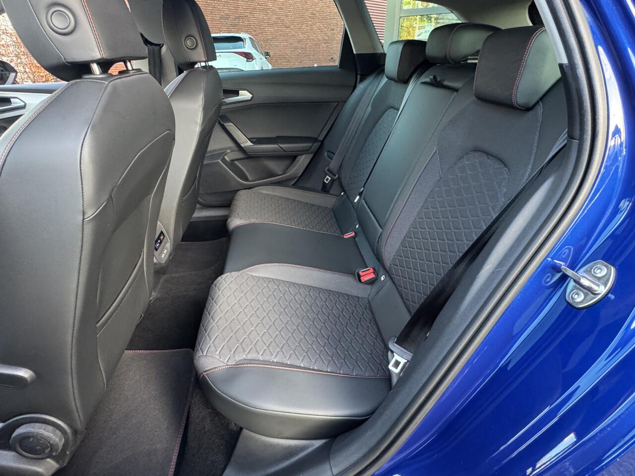 Seat LEON Sportstourer 1.4 TSI eHybrid PHEV FR // LED // NAVI // PDC V+A // CAMERA // STOEL + STUURWIELVERWARMING // ADAPTIV. CRUISE