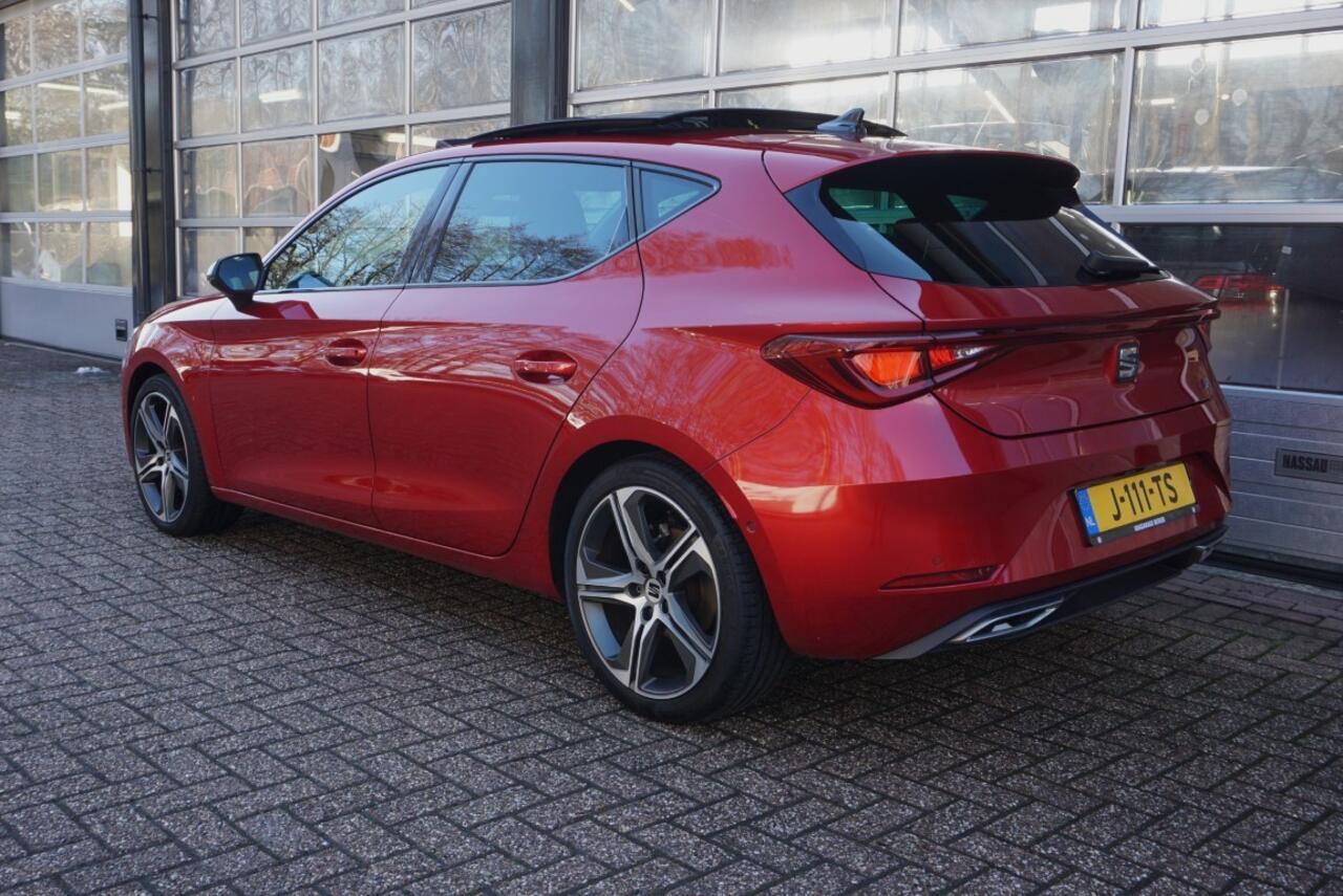 Seat LEON 1.0 TSI FR Launch Edition Camera/Trekhaak/Panodak!