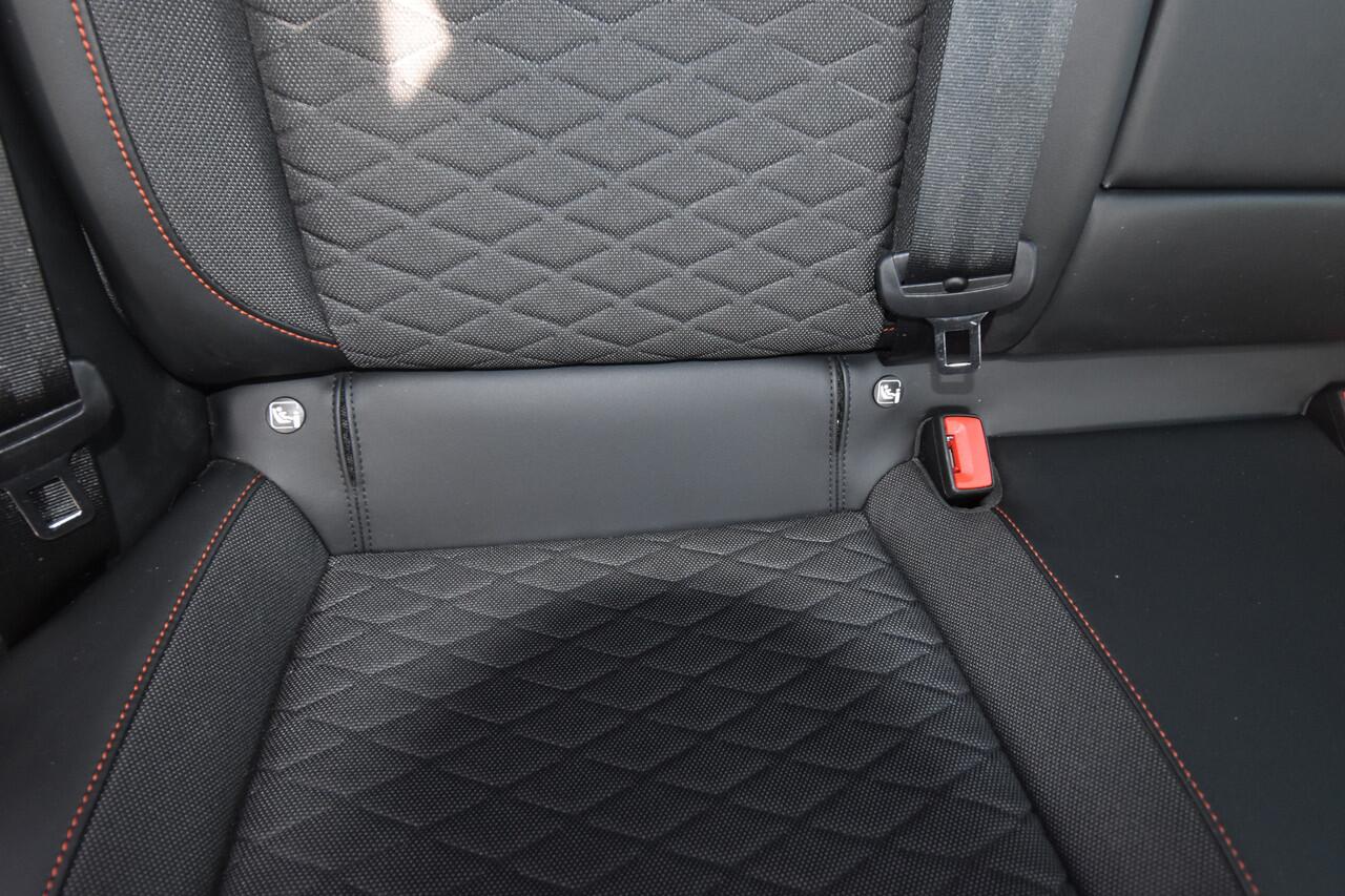 Seat LEON 1.5 eTSI FR , VIRTUAL COCKPIT , A UITRIJ CAM , PDC V+A , LED KOPL , LMV18 ,