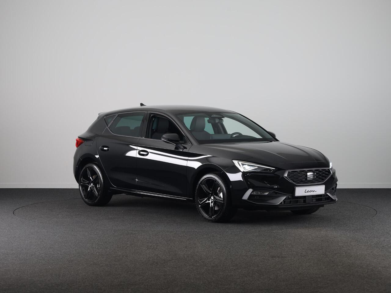 Seat LEON 1.5 TSI 204pk e-Hybrid FR Business | Black Pack | Adaptive Cruise | Blind spot | Trekhaak | Led Matrix