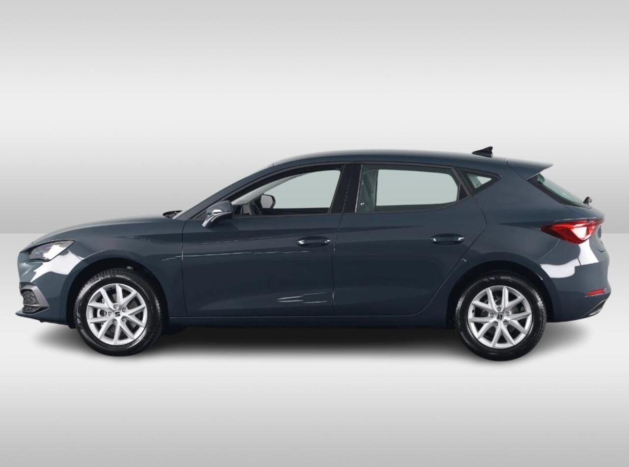 Seat LEON 1.5 TSI Style Carplay / Sensor Achter / LED / Airco