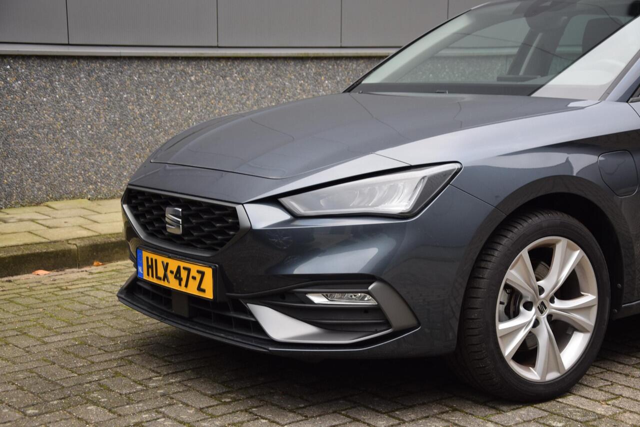 Seat LEON 1.4 TSI eHybrid PHEV FR | SOH 100%| stuurwiel verwarmd | lederen/stof bekleding |