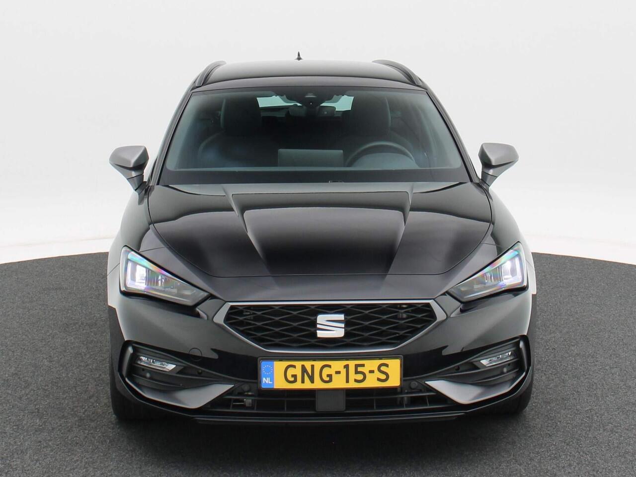 Seat LEON Sportstourer 1.5 TSI e-Hybrid FR PHEV First Edition Adaptive Cruise | Carplay| Camera | Privacy Glas | Parkeersensoren | Climate Control | 18 Inch | 20.253 Km!!