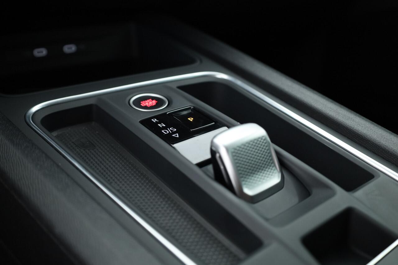 Seat LEON Sportstourer 1.4 TSI eHybrid PHEV FR Business Intense | Navi | Adapt. Cruise | CarPlay | Stoel-Stuurverw. | Camera | Keyless