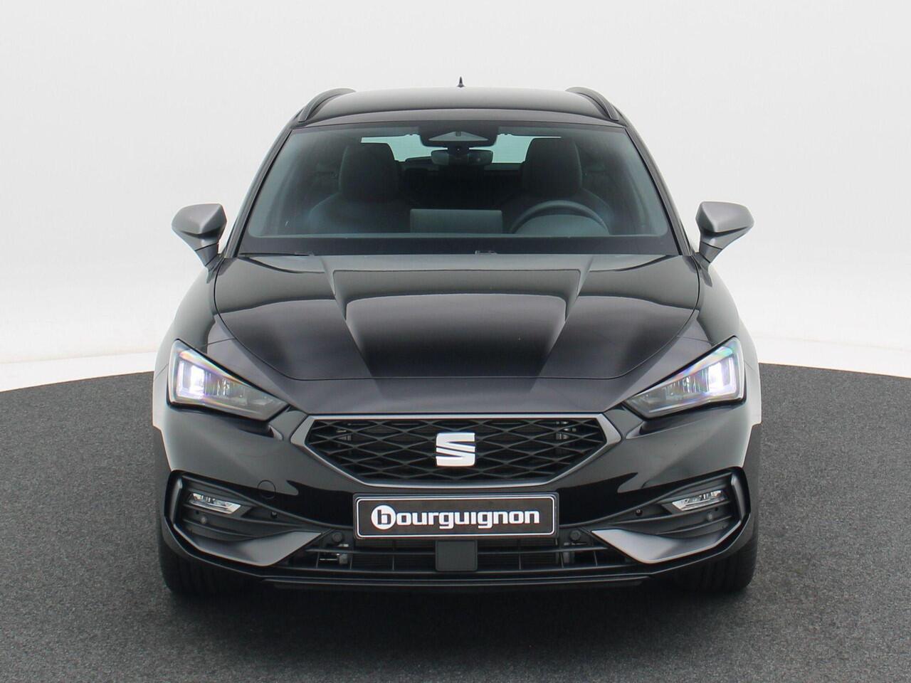 Seat LEON Sportstourer FR Business 1.5 TSI eHybrid PHEV 204pk | Trekhaak | Navigatie | Stoelverwarming | Keyless