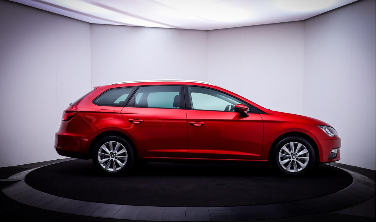 Seat LEON ST 1.5TSI Intense ADAPT CRUISE | CAMERA | CARPLAY | ELEK. INKL. SPIEGELS | CLIMA