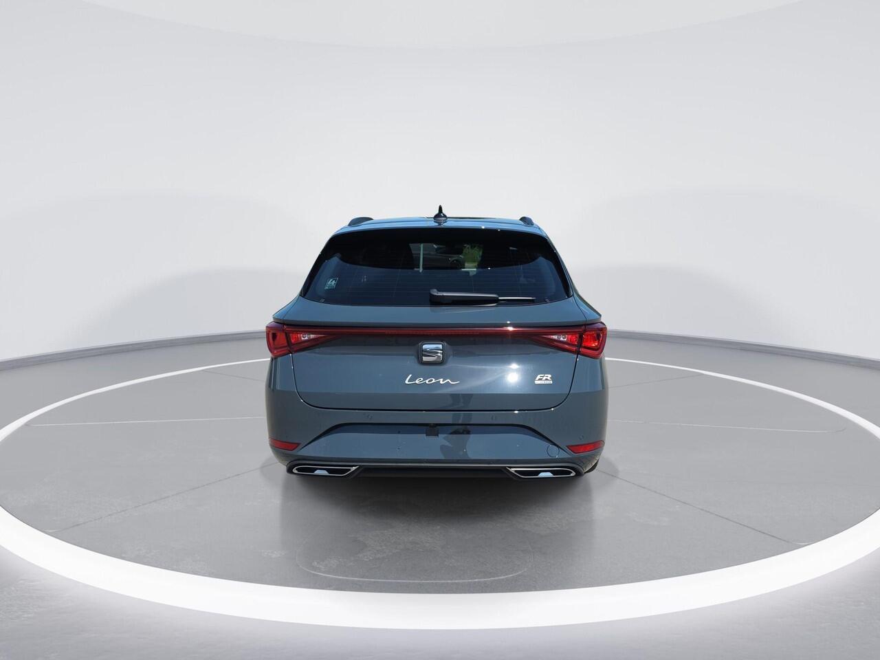 Seat LEON Sportstourer FR Business 1.5 TSI eHybrid 150kW / 204pk Stationw | Safe & Driving | Trekhaak zwenkbaar |