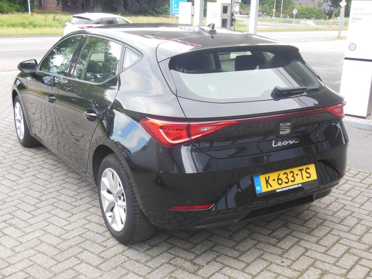 Seat LEON 1.0 TSI Reference Staat in De Krim